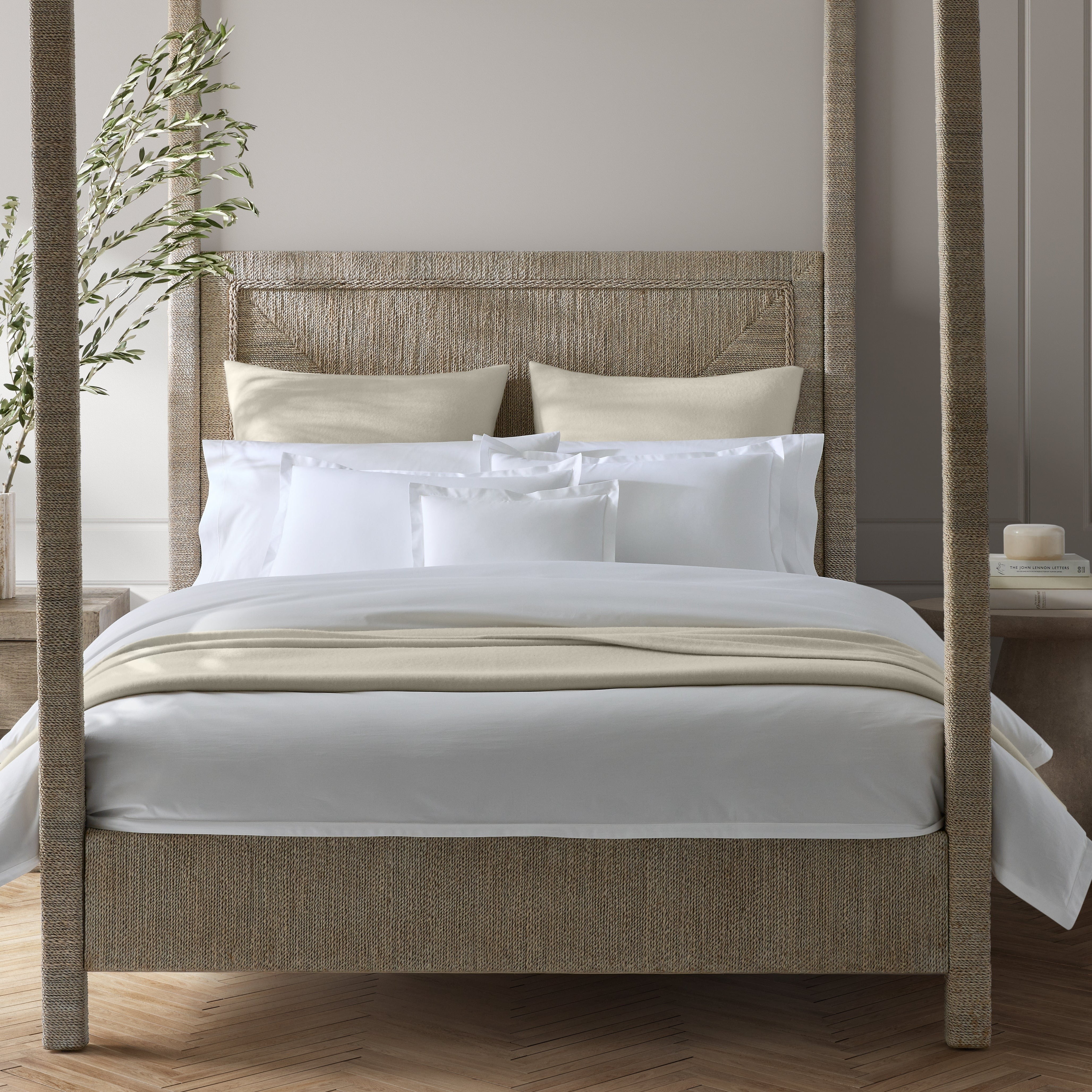Luca Satin Stitch King Duvet Cover Set by Matouk