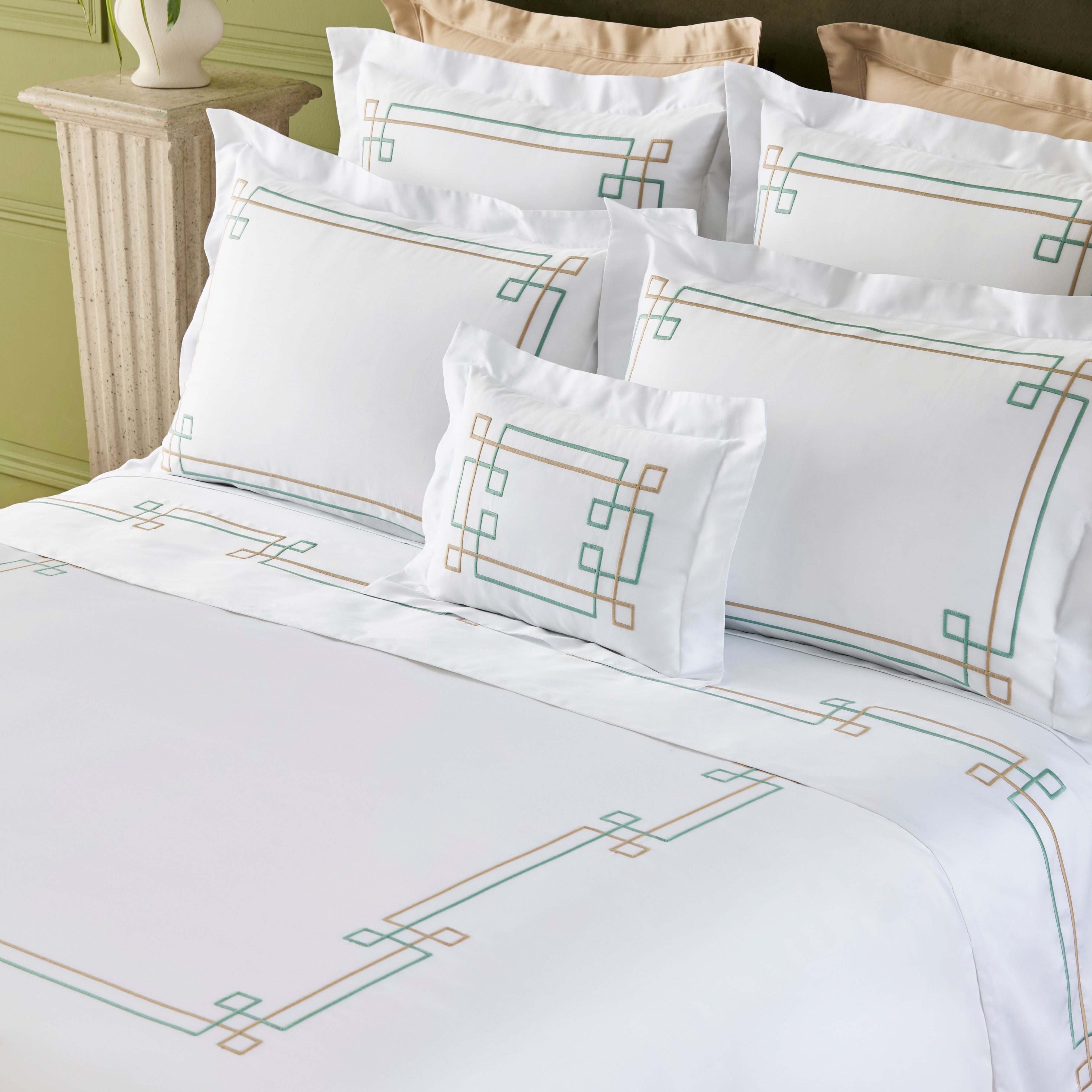 Villa by Yves Delorme