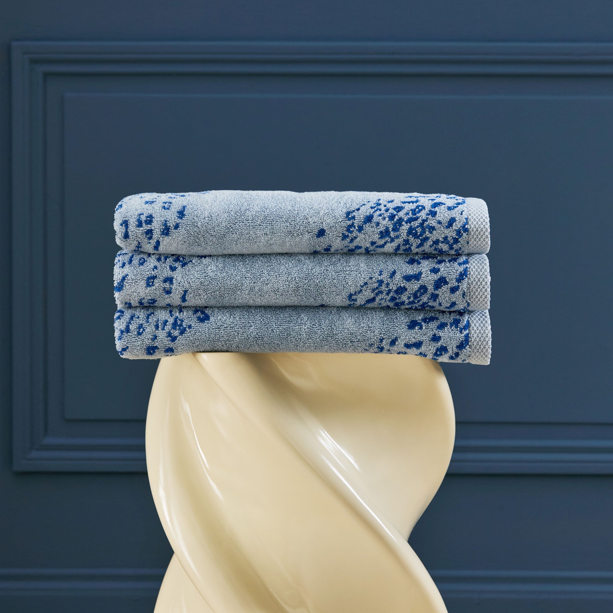 cumes Towels By Yves Delorme cumes-towels-by-yves-delorme