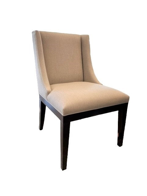 Carlos (set of 8 Chairs)