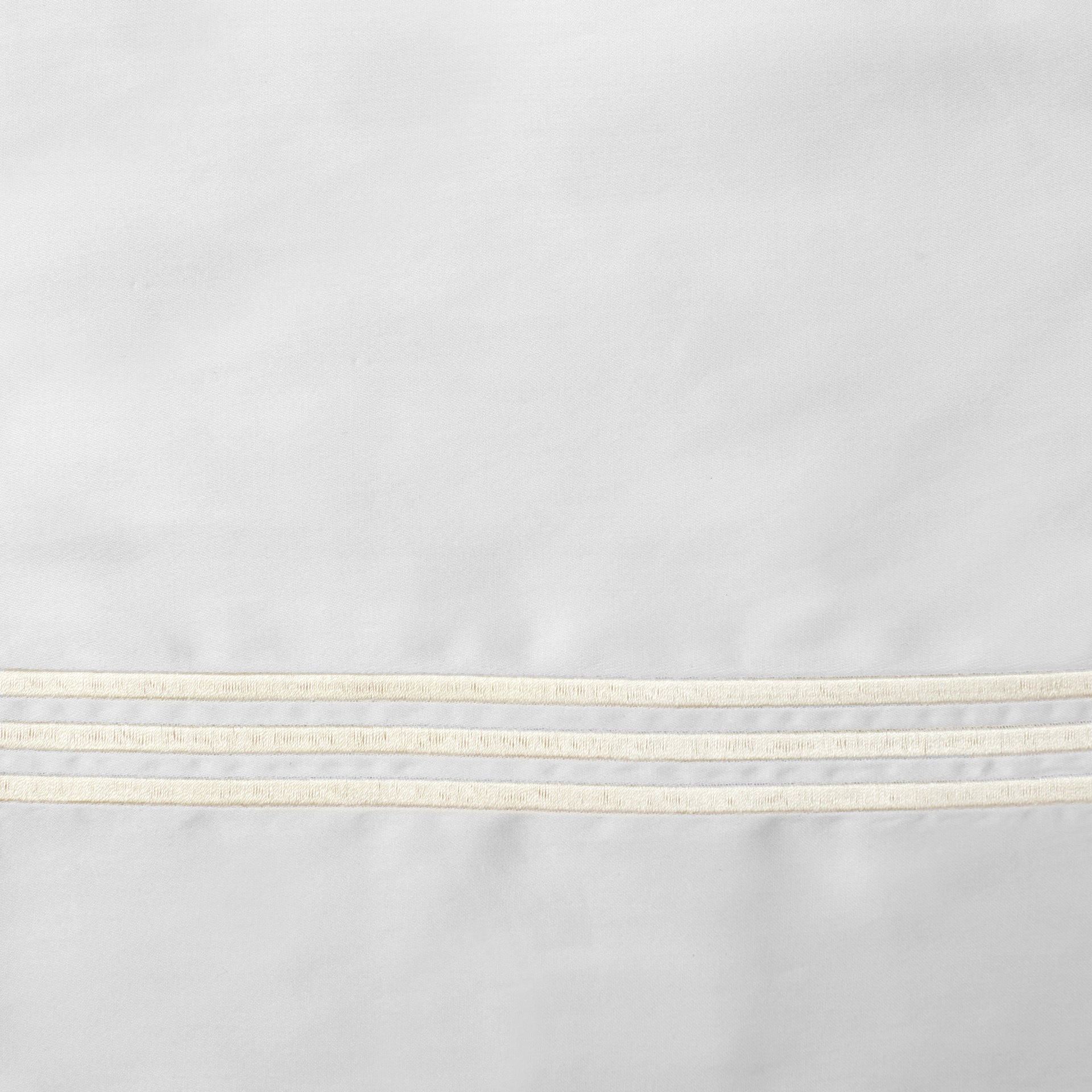Pearl/Ivory - Perle/Ivoire