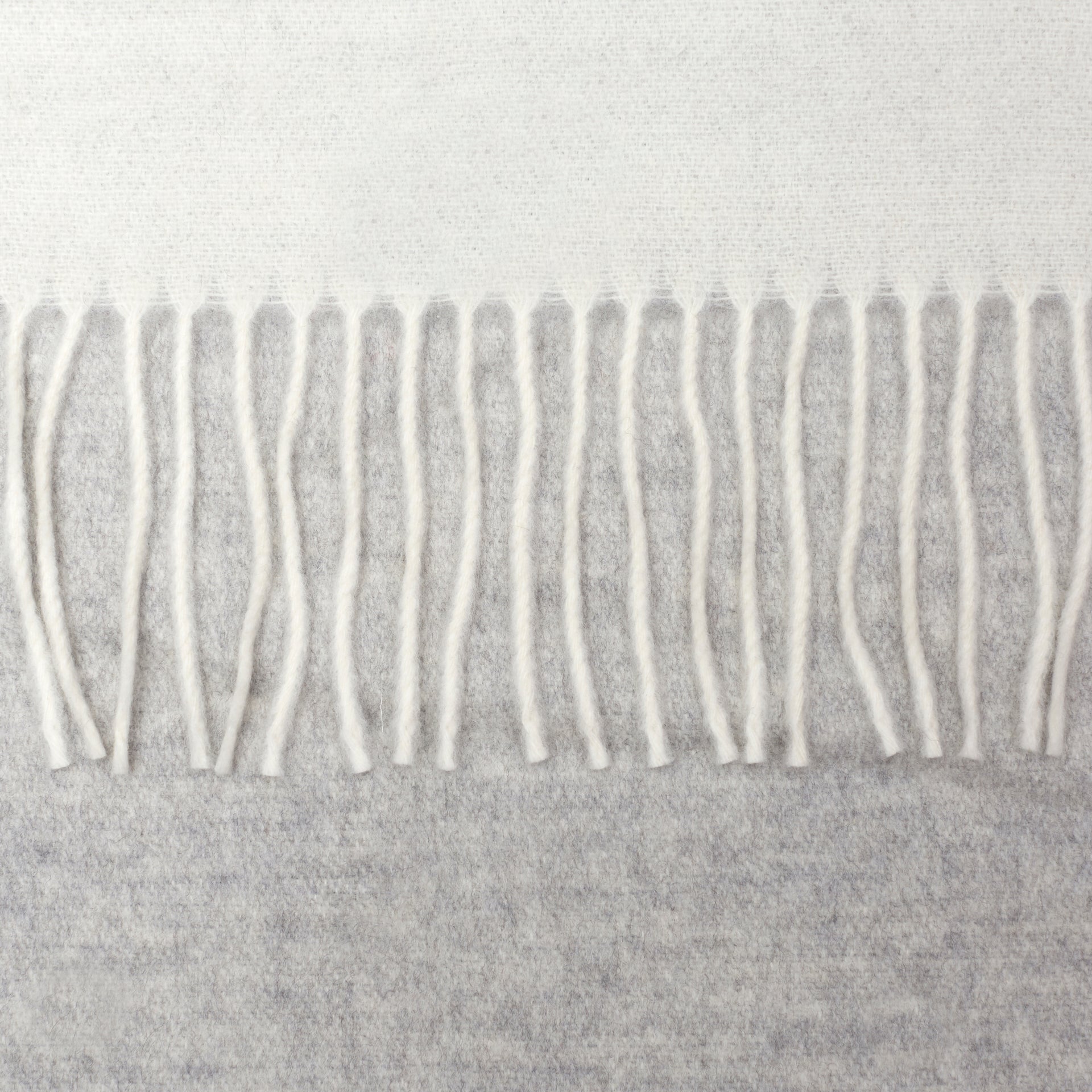 Dolomiti Throw Pearl