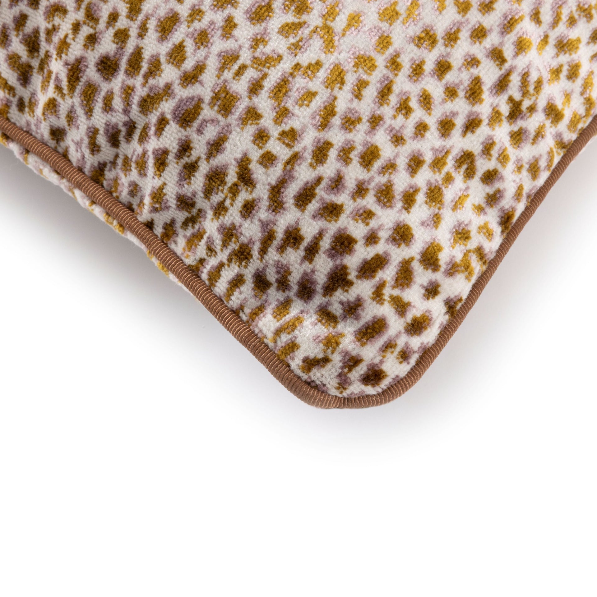 Zenaide 18" Decorative Cushion