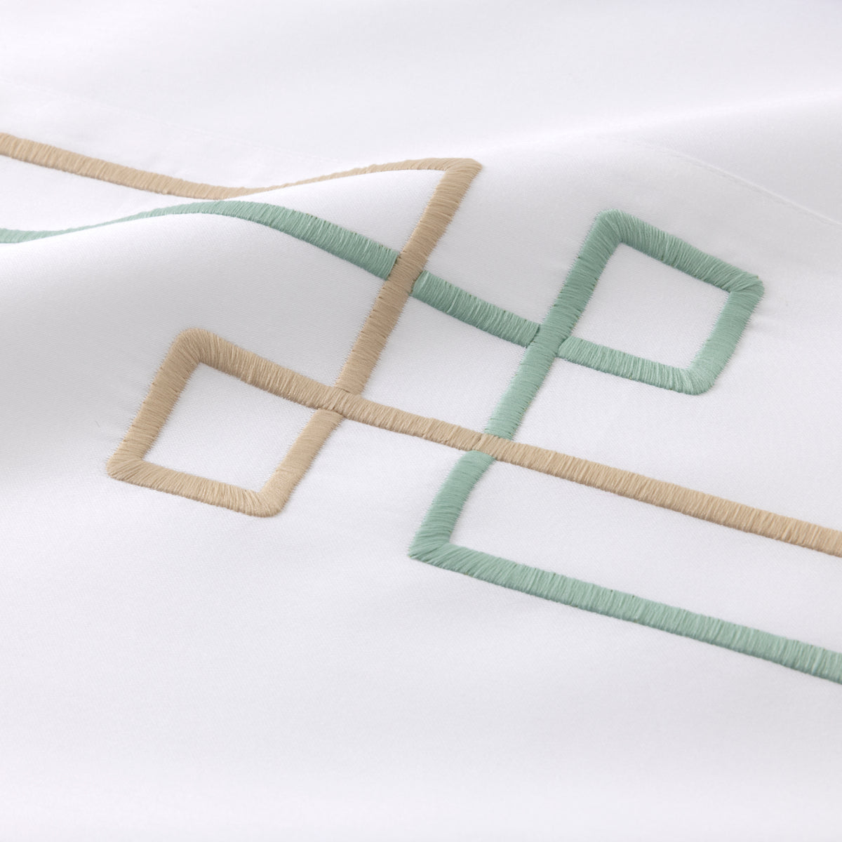 Villa by Yves Delorme