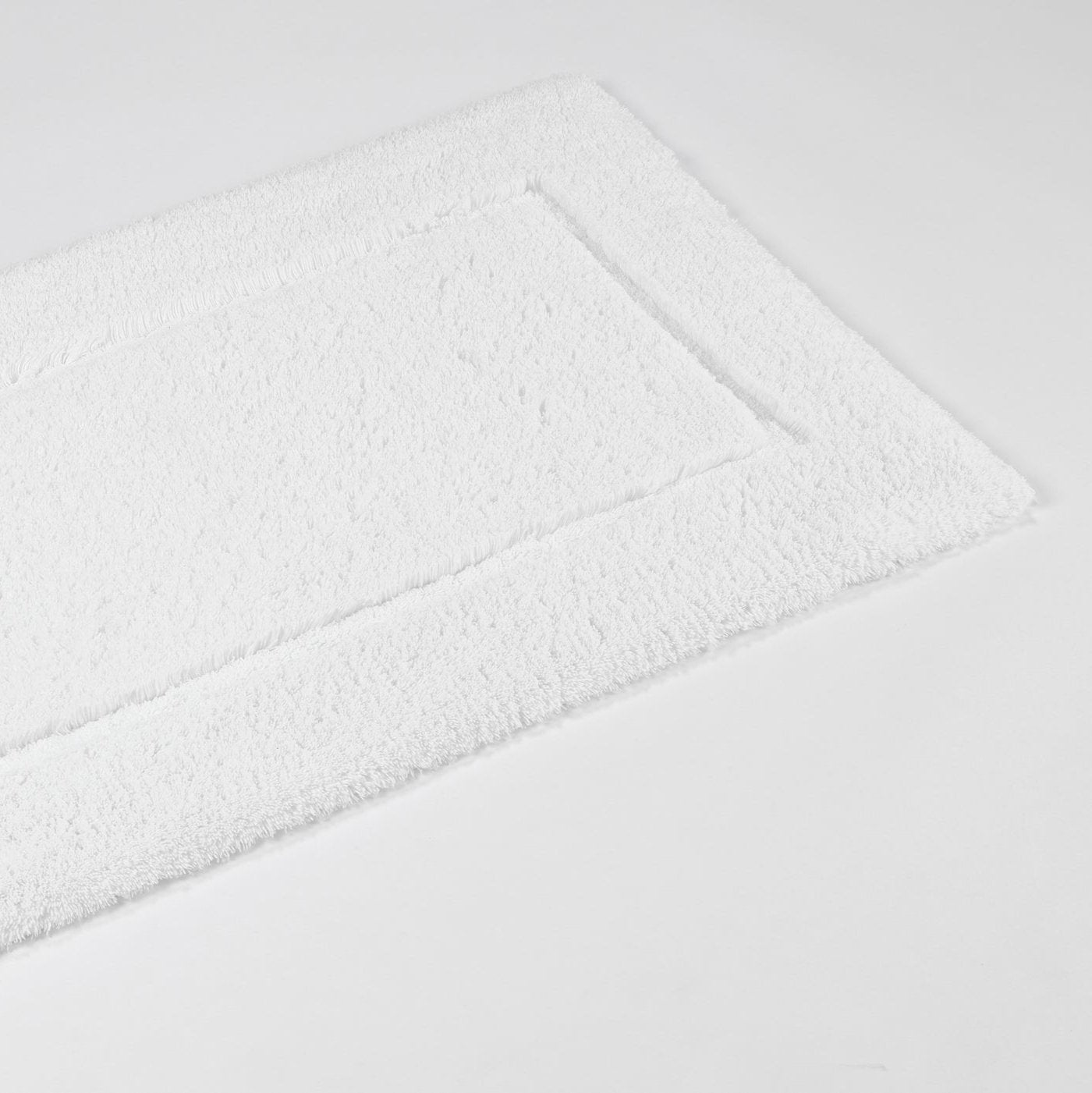 White - Blanc