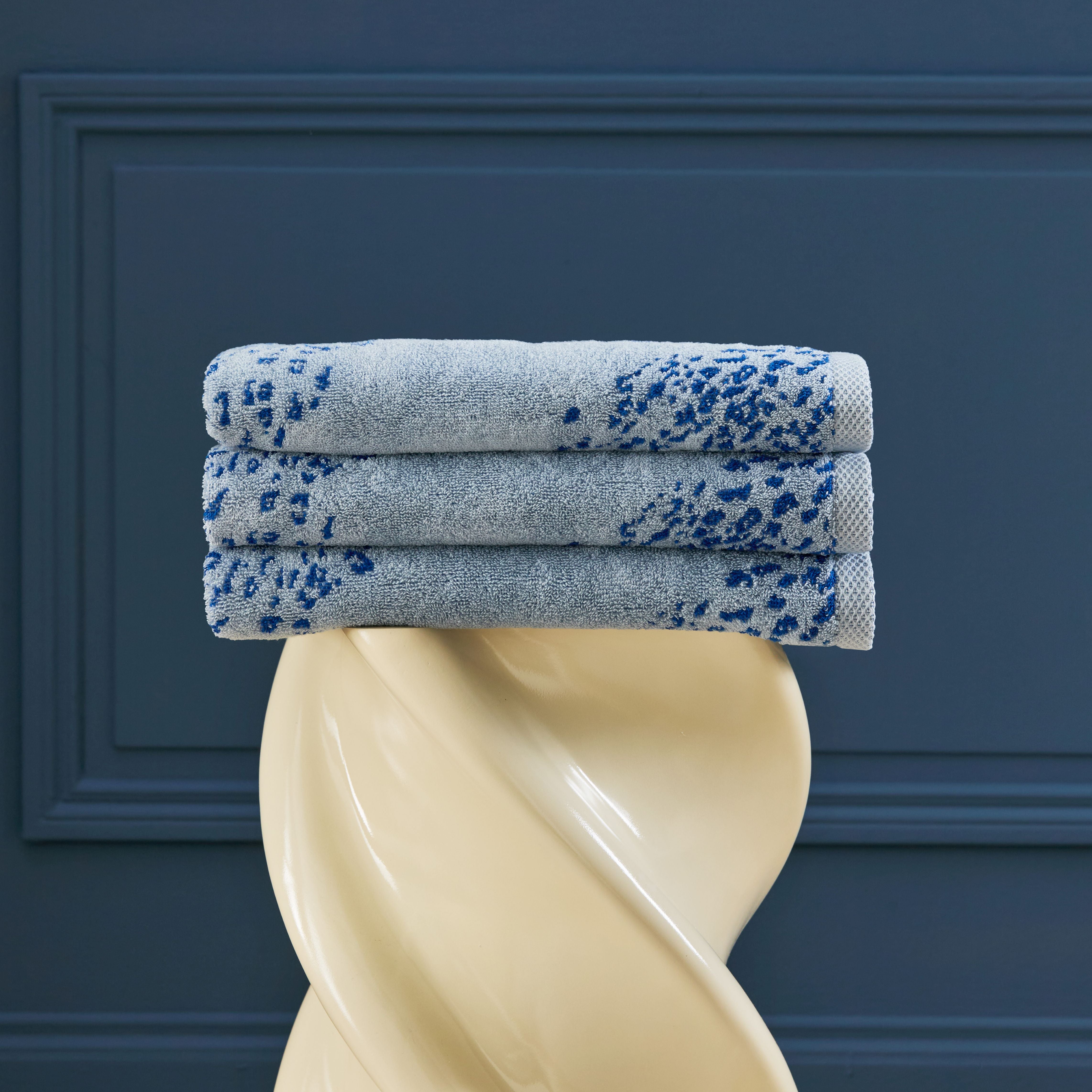 Écumes Towels By Yves Delorme