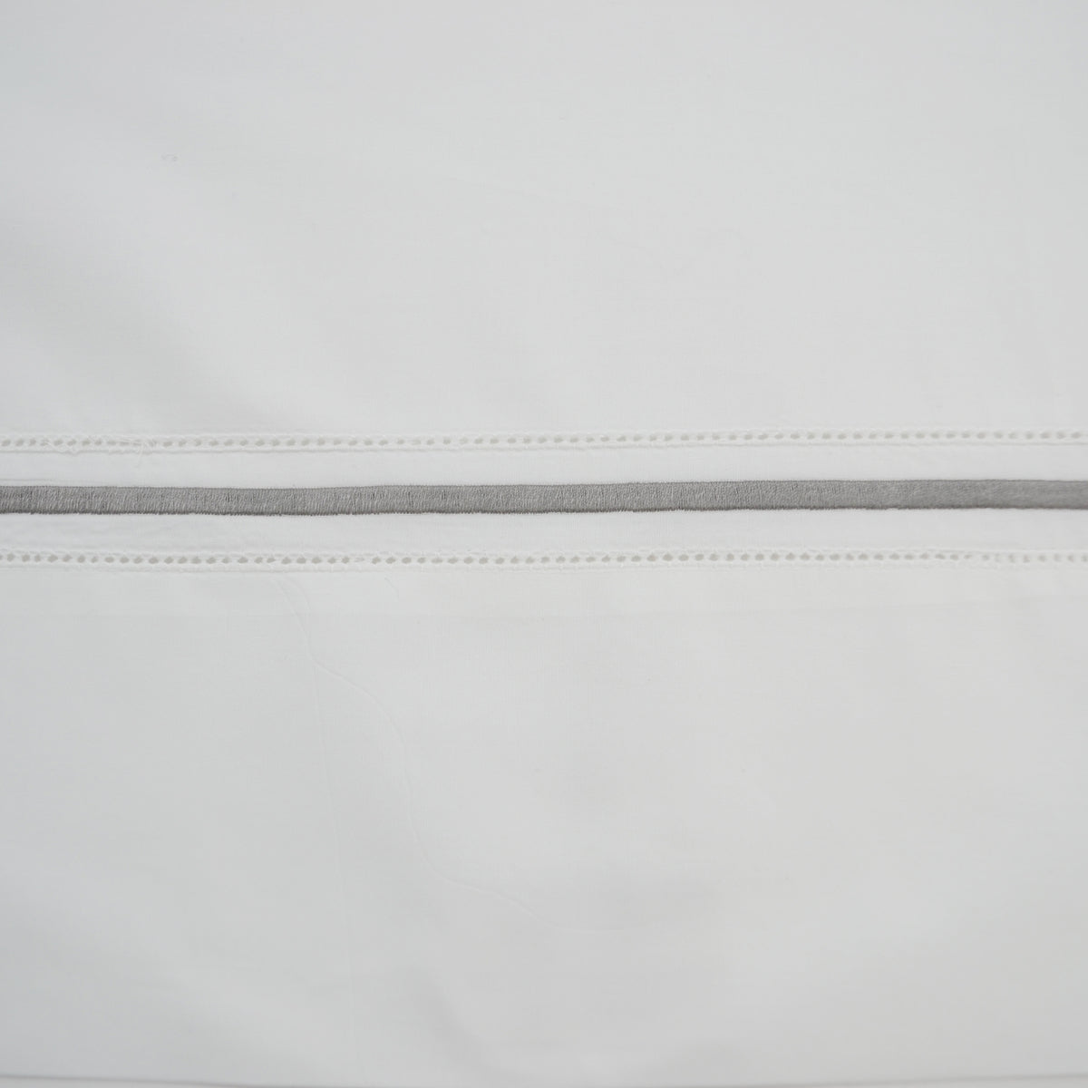 White/Silver Moon - Blanc/Silvermoon
