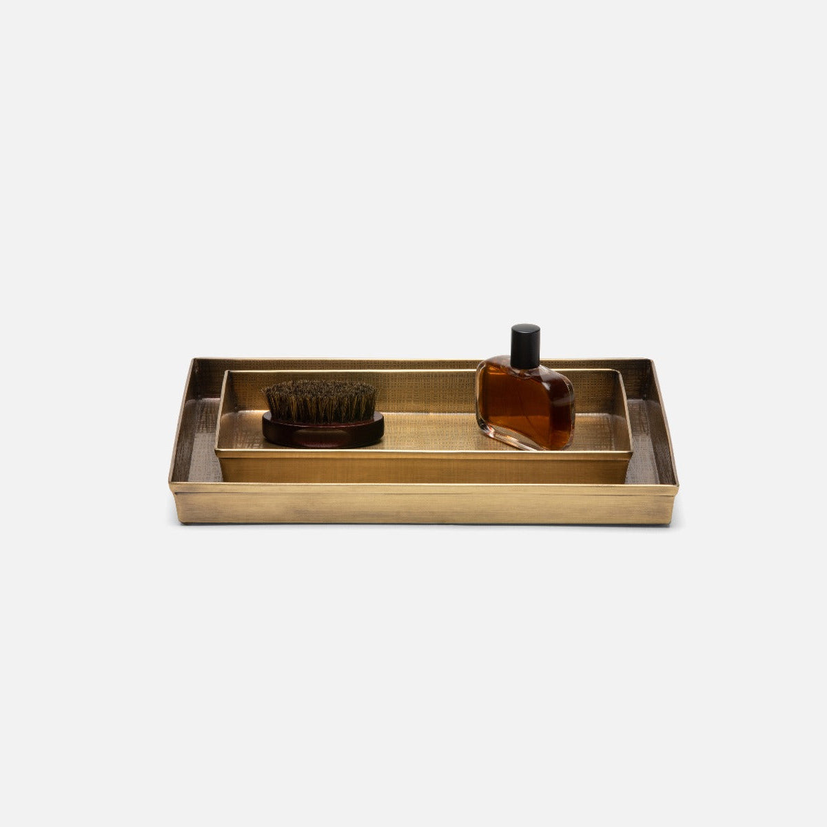 Trays, Large and Small - Grand Plateau et petit plateau